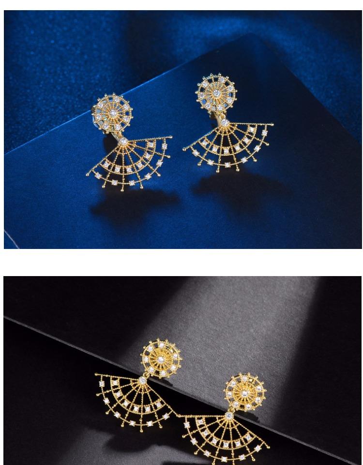 Exquisite hand-made European retro inlaid diamond hollow palace fan fan shaped earrings earrings ear clip earless female Korean temperament - dianjiang-