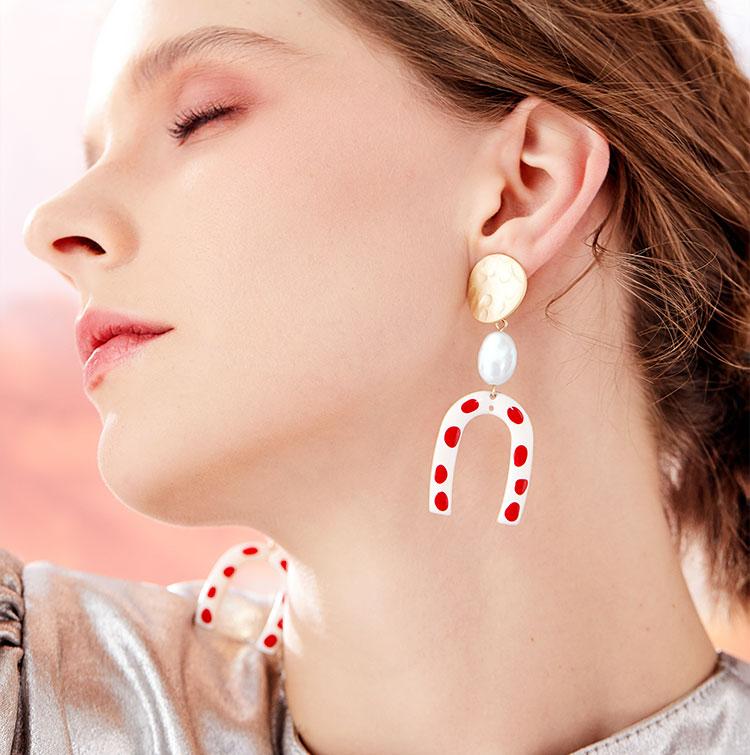 Modern retro harbor style! Hong Kong taste wave point U-shaped red glaze earrings earrings without ear holes - dianjiang-