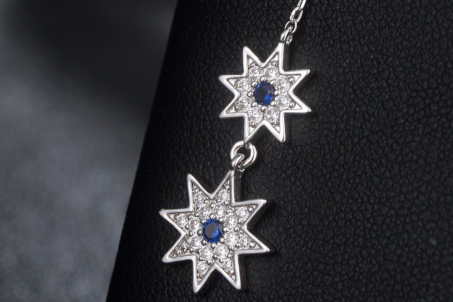 Long stream Su star star blue diamond earrings no ear hole female painless European and American parcel mail - dianjiang-