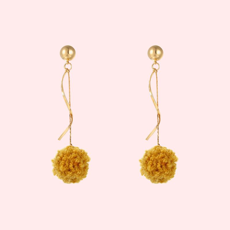 Gently ginger-colored hairball pendant earrings no ear socket clip girl - dianjiang-