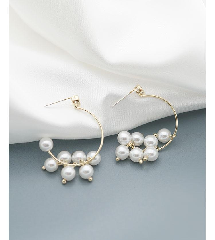 Designed semi-circular metal coil pearl earrings no ear hole ear clip woman's daily fresh cute personality - dianjiang-