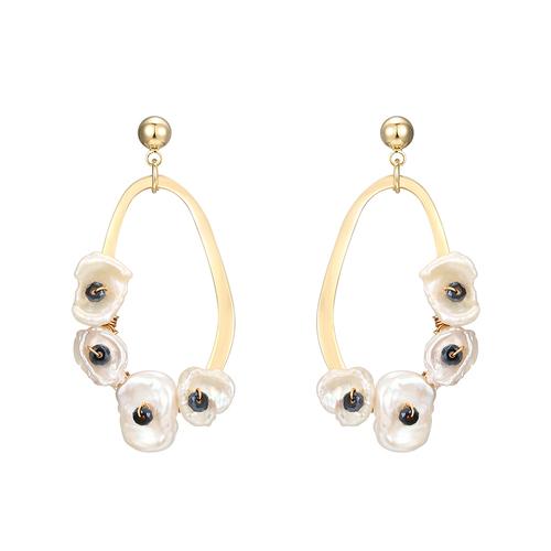 Baroque exquisite retro court atmosphere quality gold metal pearl earrings no ear hole ear clip girl - dianjiang-