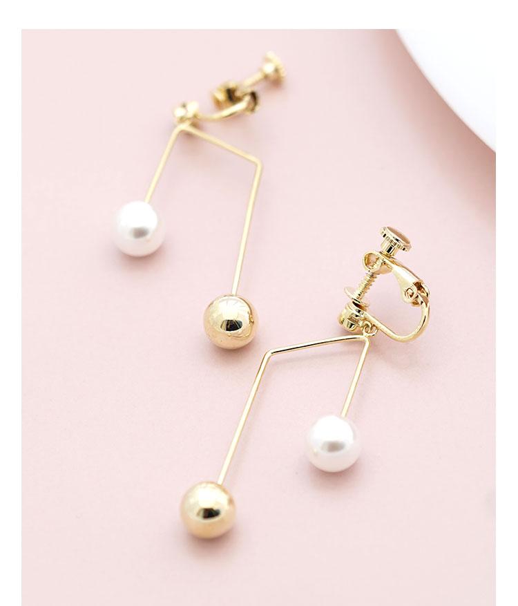 Simple design, simple design, sense of metal sound, imitation pearl earring, ear clip, ear clip, no ear hole, female, European and American personality, cold - dianjiang-