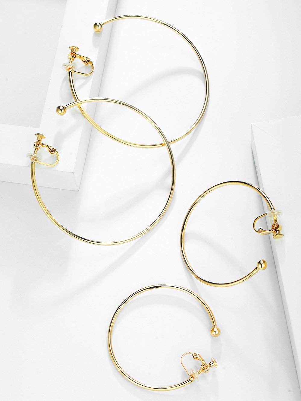 Cora Pig Europe and America Supermodel personality plating true gold simple exaggeration big circle metal hoop earrings no ear hole - dianjiang-