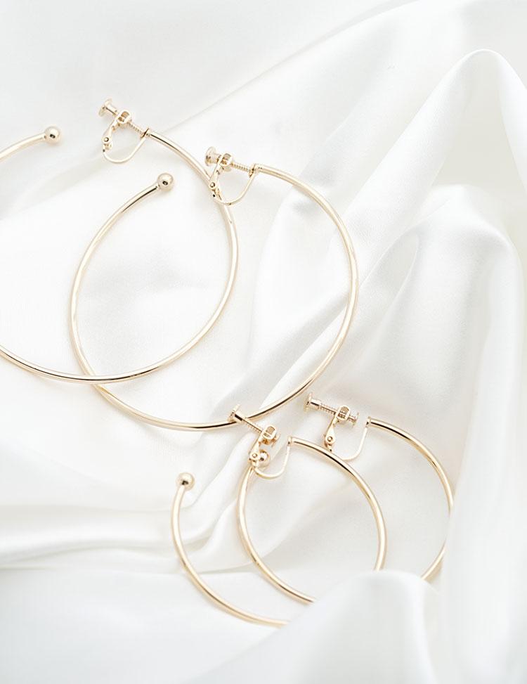 Cora Pig Europe and America Supermodel personality plating true gold simple exaggeration big circle metal hoop earrings no ear hole - dianjiang-