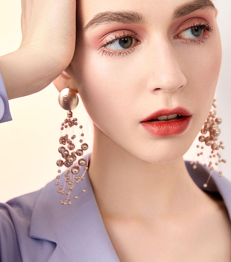 European and American personality exaggeration star champagne pearl grape string Earrings ear clip earless female long tassel round face - dianjiang-