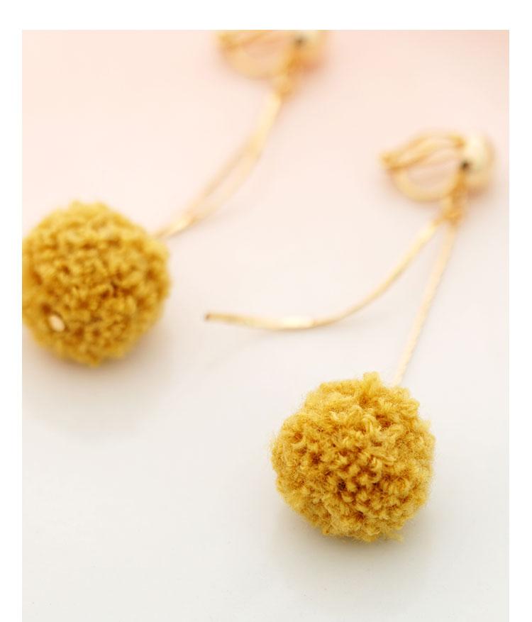 Gently ginger-colored hairball pendant earrings no ear socket clip girl - dianjiang-