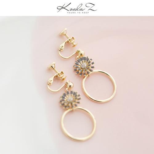 清新甜美莫兰迪蓝灰色雏菊花朵金属圈耳钉耳环无痛无耳洞耳夹 - dianjiang-