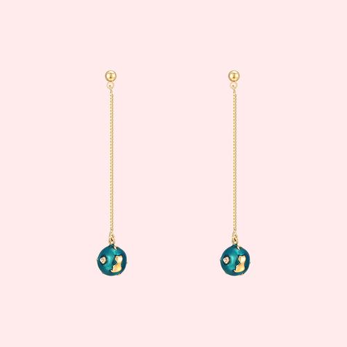 Original Japanese hand made glaze, sweet personality, blue dream, universe, starry sky, cat, ear stud, no ear hole, ear clip, female - dianjiang-