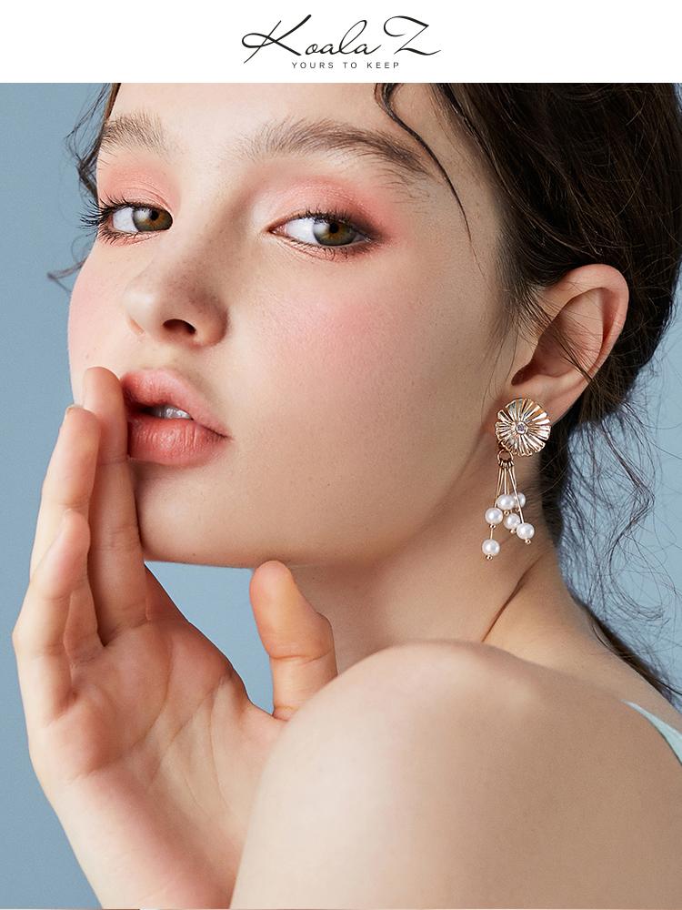 Fresh and gentle daisy flowers, sun flowers, pearl earrings, no ear holes, no pain for women - dianjiang-