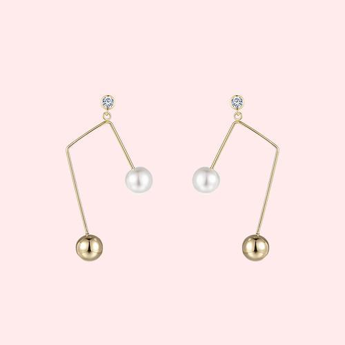 Simple and versatile, simple design, metal notes, pearl like earrings, ear clip, no ear hole, female, cold personality in Europe and America - dianjiang-
