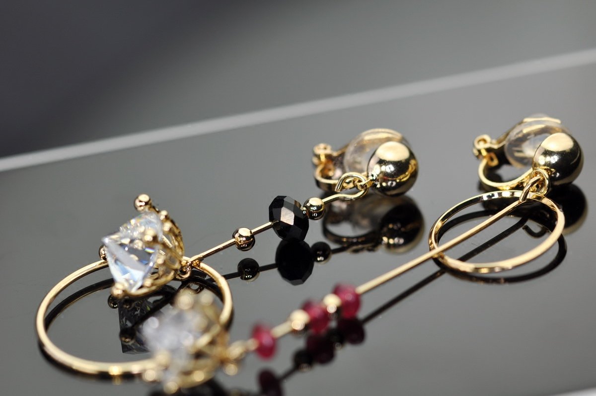 Asymmetric temperament bell Pendant Long Earrings ear clip no ear hole no pain clip trendy temperament - dianjiang-