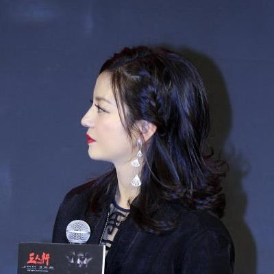 Luxury boutique Zhao Liying same style micro inlay asymmetric fan-shaped tassel long earclip Earrings no ear hole female Europe and America - dianjiang-