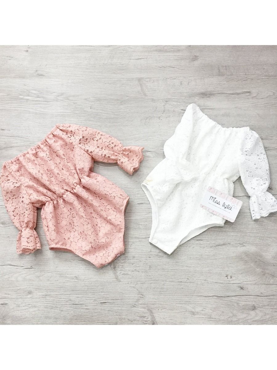 Trendy Baby Girl Flared Sleeve Pierced Flower Bodysuit - dianjiang-