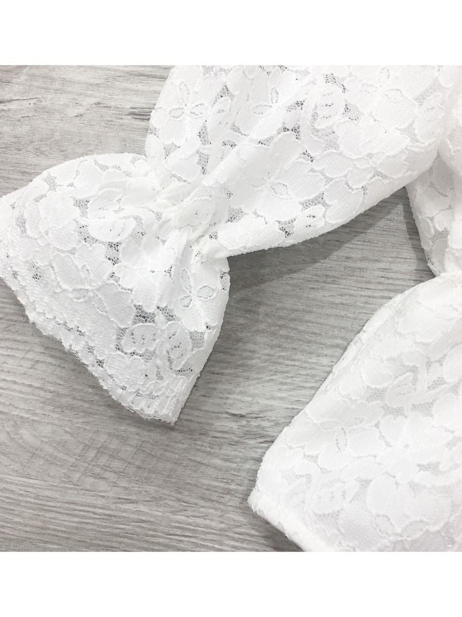 Trendy Baby Girl Flared Sleeve Pierced Flower Bodysuit - dianjiang-